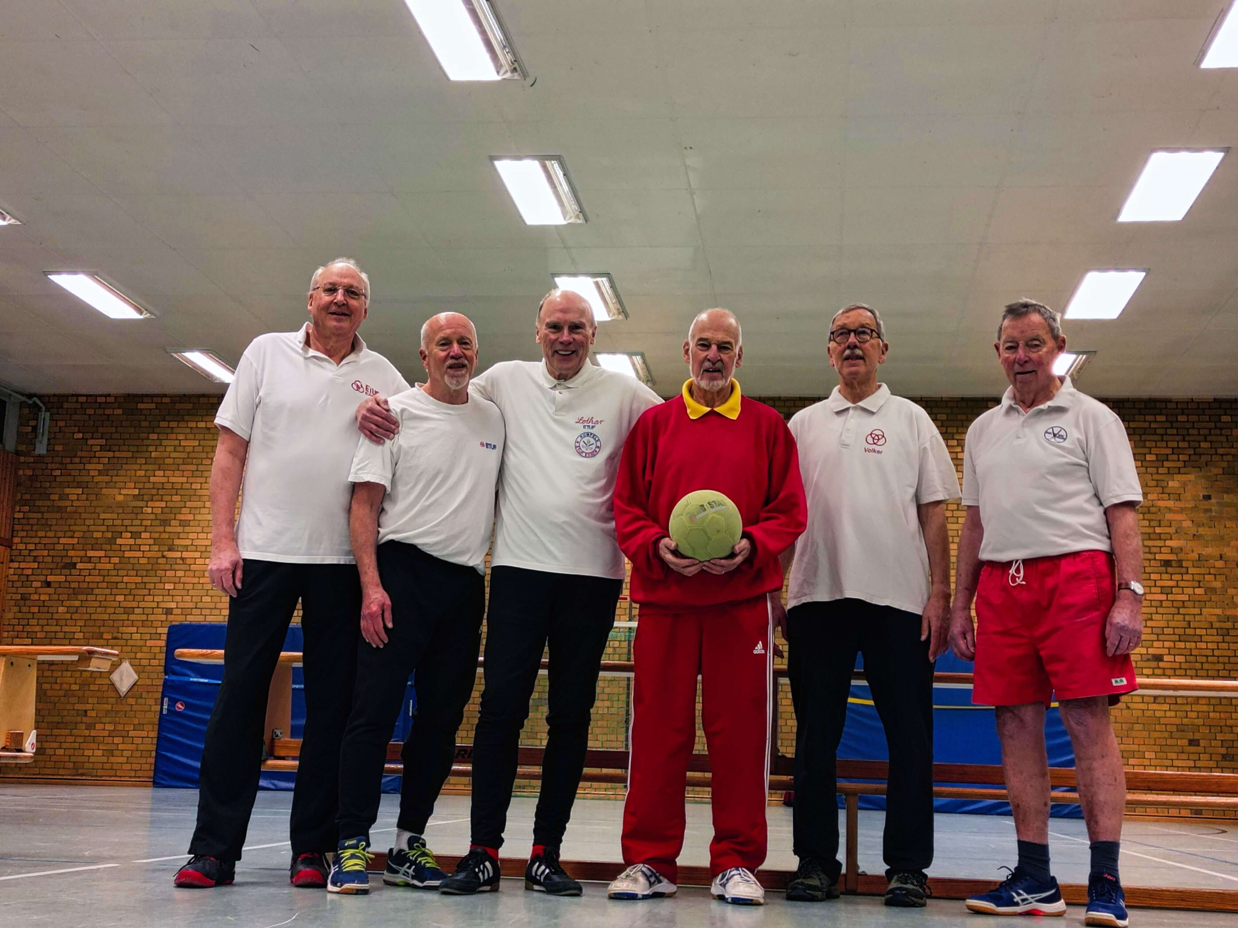 ETUF Fussballtennis für Seniorinnen und Senioren Ü50.