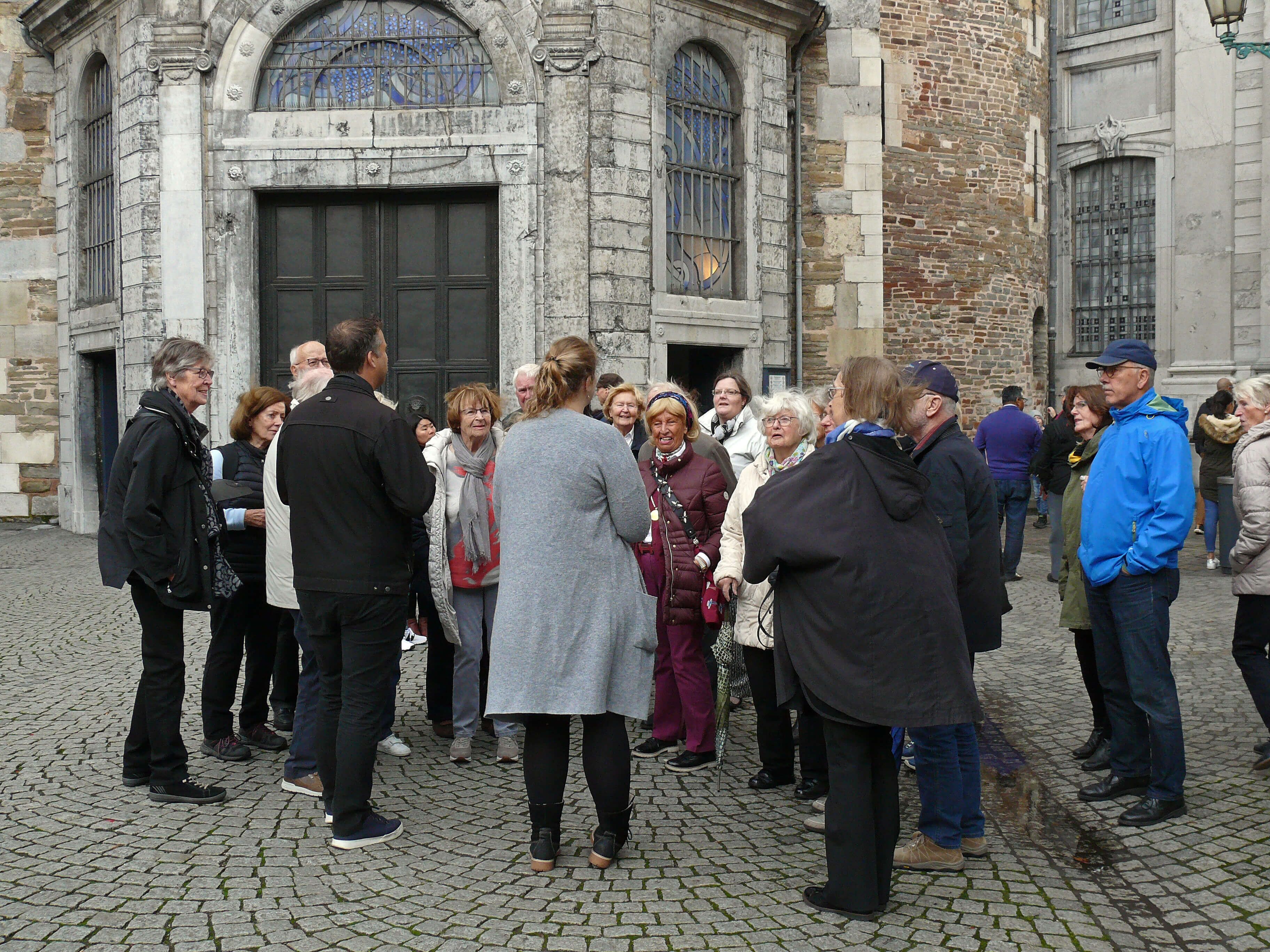 ETUF Mitglieder besuchen die Kaiserstadt Aachen.